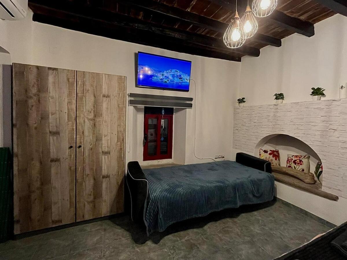 Symi Blue Studio Exterior foto